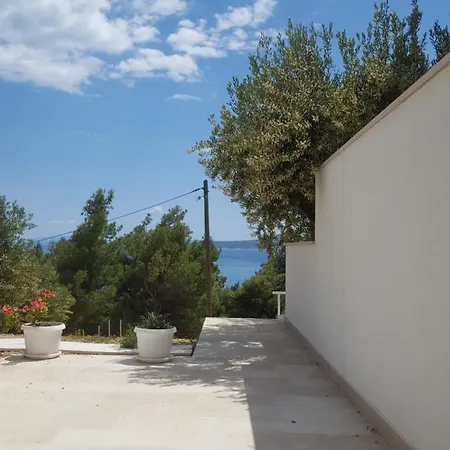 Studio Apartman Giro