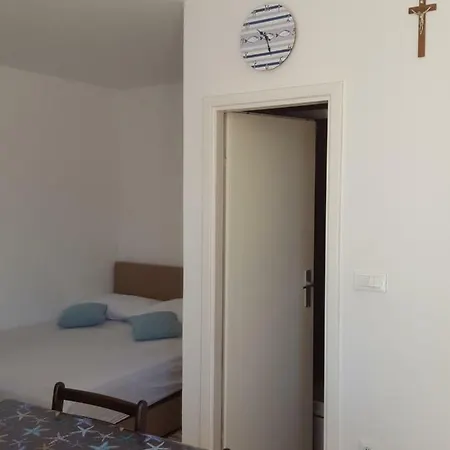 Apartament Studio Apartman Giro Pisak